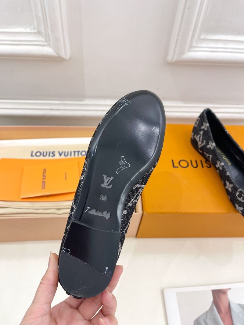 Louis Vuitton Flat Shoes